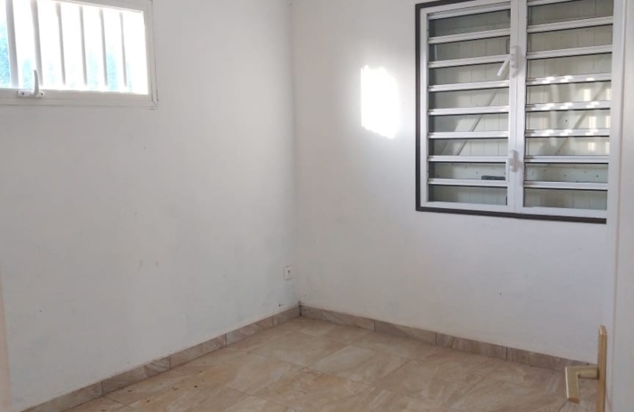 Vente Maison 120m&sup2; 8 pièces Baillif