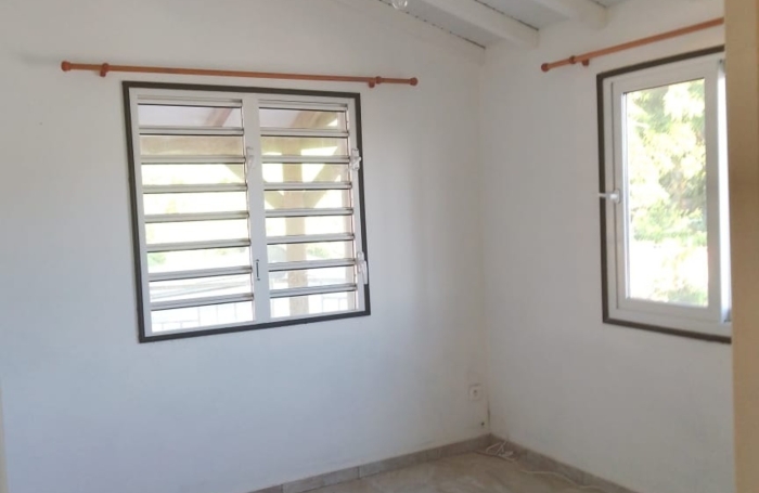 Vente Maison 120m&sup2; 8 pièces Baillif