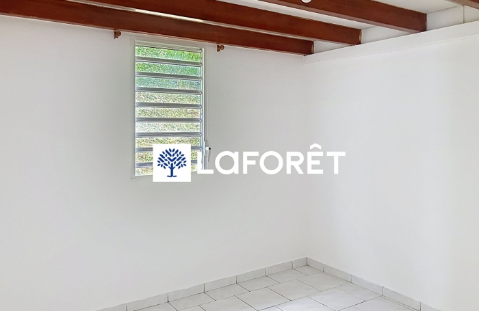 Location Maison 80m&sup2; 4 pi&egrave;ces Les Abymes