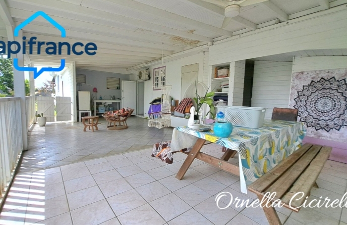 Vente Maison 222m&sup2; 6 pièces Sainte Rose