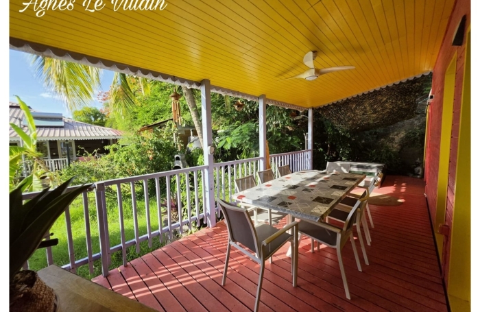 Vente Appartement 50m&sup2; 4 pièces Bouillante