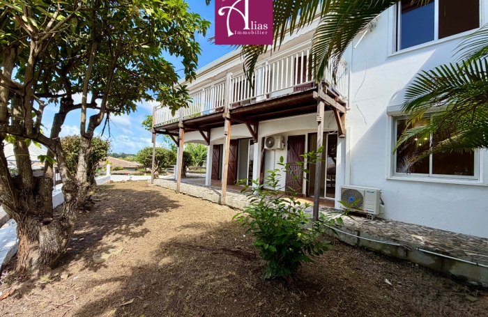 Location Maison 97190