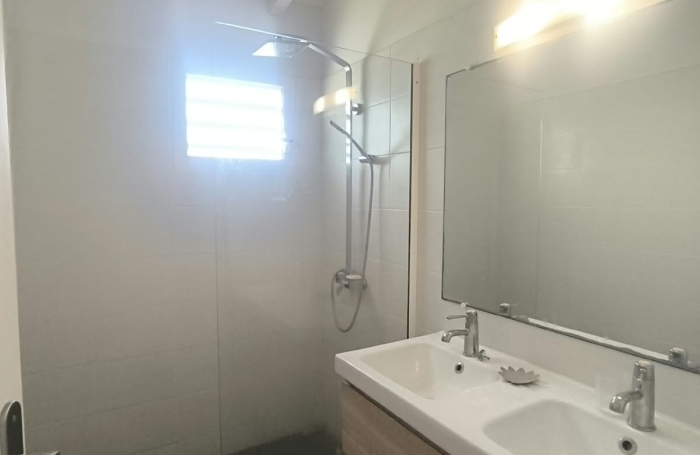 Maison meubl&eacute;e 5 pi&egrave;ces avec piscine Convenance