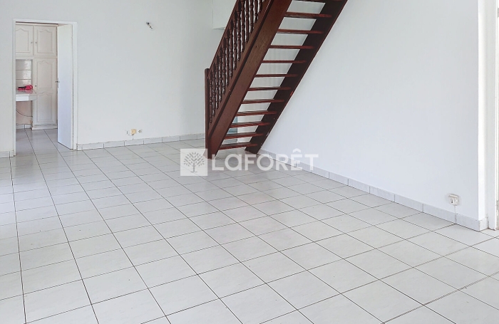 Location Maison 97m&sup2; 5 pi&egrave;ces Le Moule
