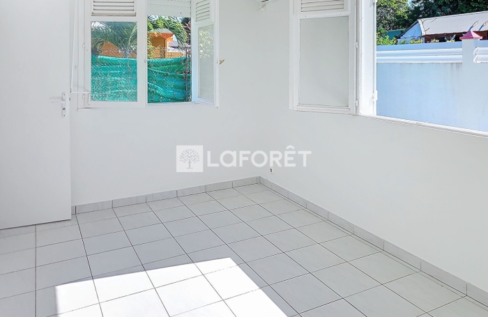 Location Maison 97m&sup2; 5 pi&egrave;ces Le Moule