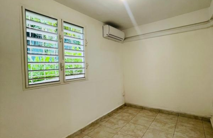 Location Appartement 43.18m&sup2; 3 pièces Les Abymes