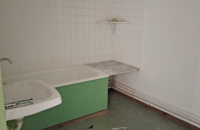 POINTE A PITRE- Appartement 75m2 T3 &agrave; r&eacute;nover