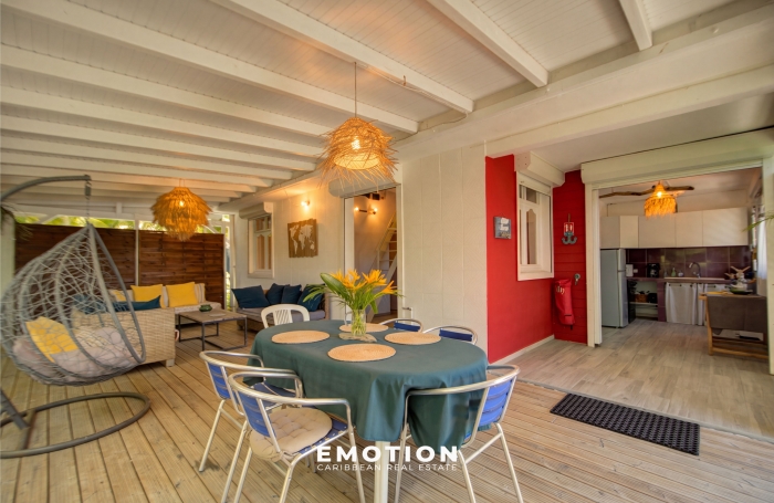 Ensemble immobilier   4 g&icirc;tes meubl&eacute;s   Piscine - Sainte-Anne