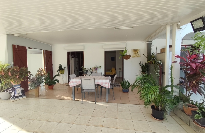 Vente Maison 170m&sup2; 6 pièces Sainte Rose