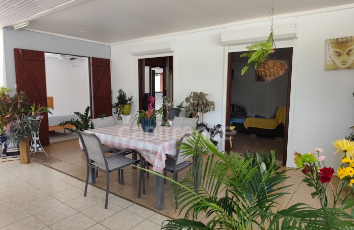 Vente Maison 170m&sup2; 6 pièces Sainte Rose