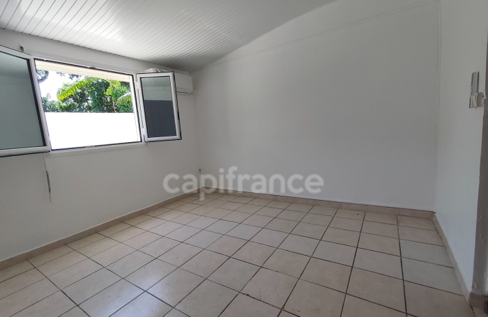 Vente Maison 170m&sup2; 6 pièces Sainte Rose