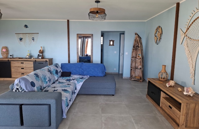 Villa contemporaine de plain-pied, vue imprenable sur les &Icirc;lets Pigeon