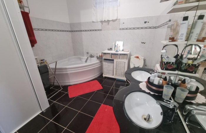 Vente Maison 250m&sup2; 7 pi&#232;ces Matoury