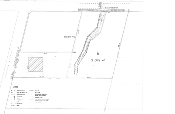 Terrain de 2812m2 à acheter 281200 € à Matoury