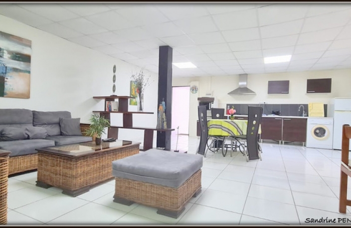 Vente Immeuble 1110m&sup2; Kourou