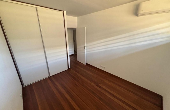 Location Maison 114m&sup2; 4 pi&#232;ces Remire Montjoli