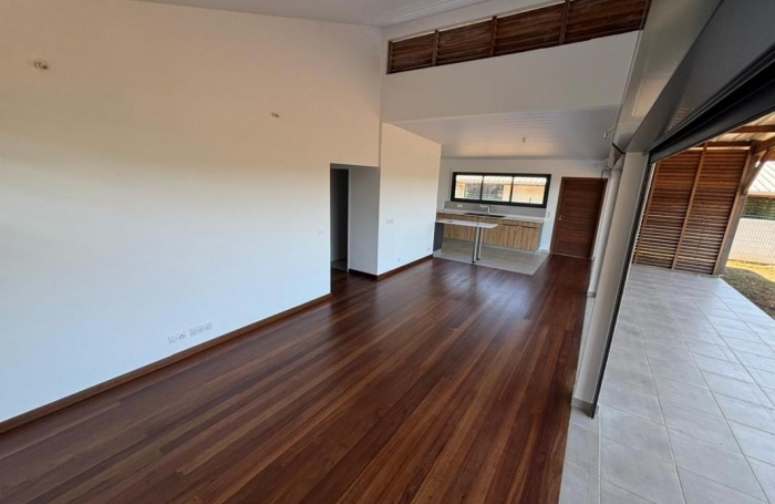 Location Maison 114m&sup2; 4 pi&#232;ces Remire Montjoli