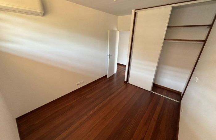 Location Maison 114m&sup2; 4 pi&#232;ces Remire Montjoli