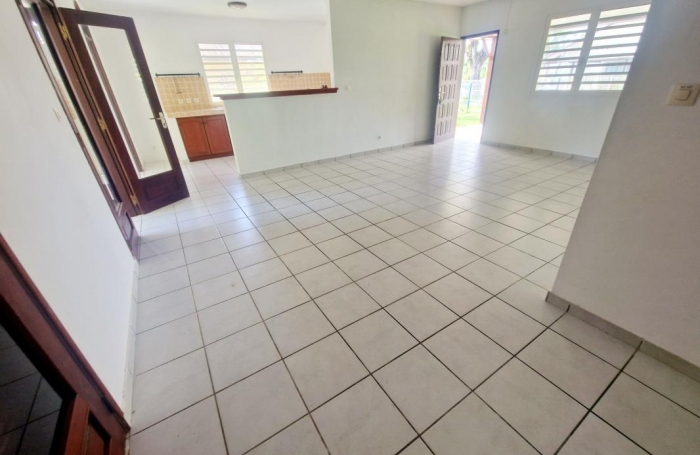 Vente Maison 99.59m&sup2; 4 pi&#232;ces Cayenne