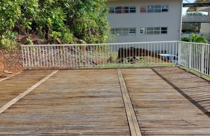 Vente Immeuble 378m&sup2; 12 pi&#232;ces Cayenne