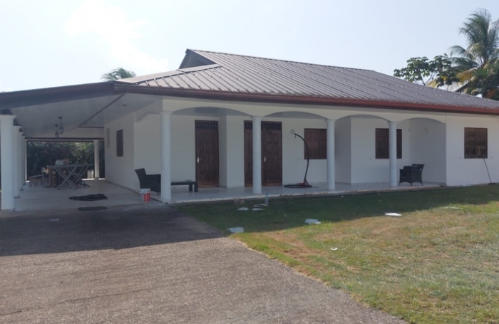 Vente Maison 104m&sup2; 4 pi&#232;ces Remire Montjoli