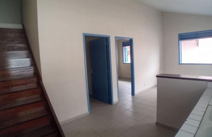 Vente Maison 101.7m&sup2; 6 pi&#232;ces Saint Laurent