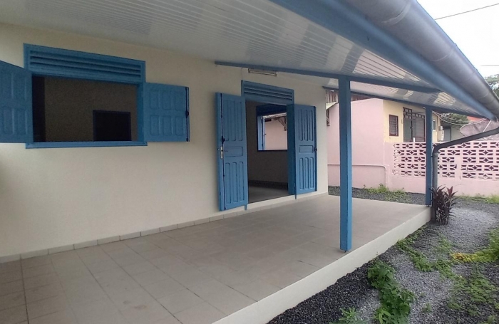 Vente Maison 101.7m&sup2; 6 pi&#232;ces Saint Laurent