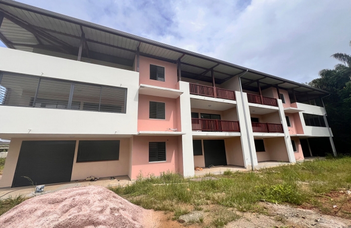 Location Appartement 63.2m² 3 pièces Remire Montjoli