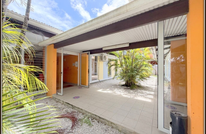 Vente Bureaux 457m&sup2; 18 pi&#232;ces Kourou
