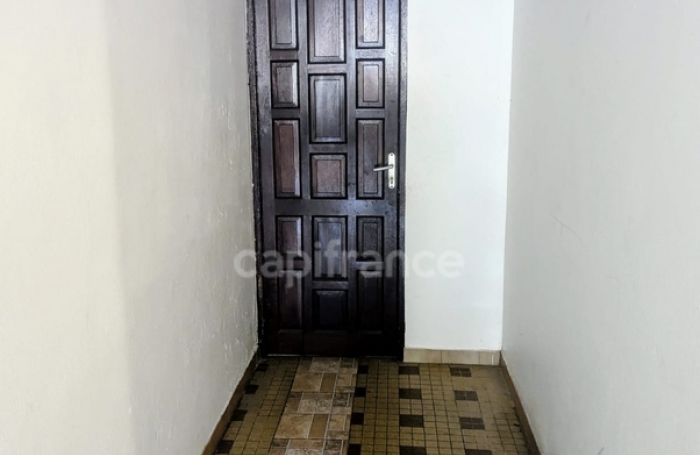 Vente Immeuble 247m&sup2; 11 pi&#232;ces Cayenne