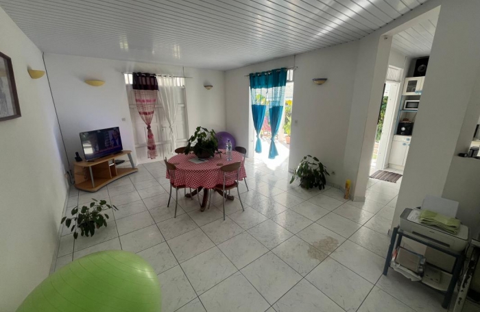 Vente Maison 230m&sup2; 5 pi&#232;ces Cayenne