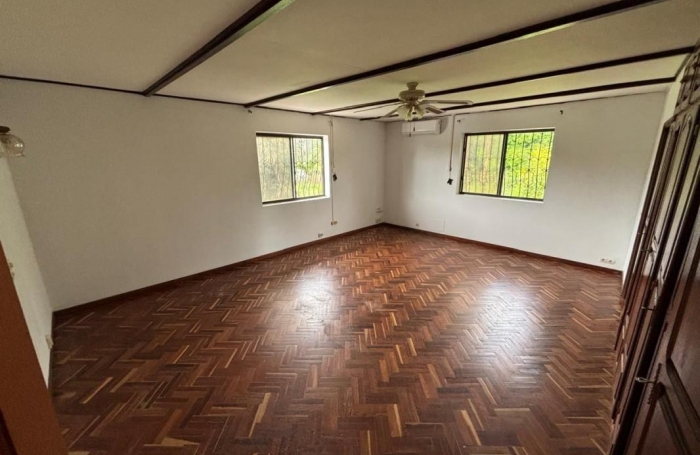 Location Maison 194m&sup2; 4 pi&#232;ces Macouria Tonate