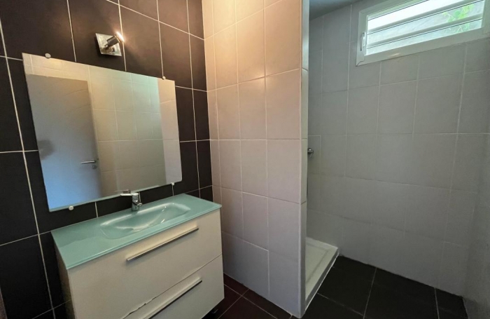 Vente Appartement 62.08m&sup2; 3 pi&#232;ces Remire Montjoli