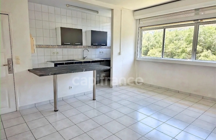 Vente Appartement 42m&sup2; 2 pièces Cayenne