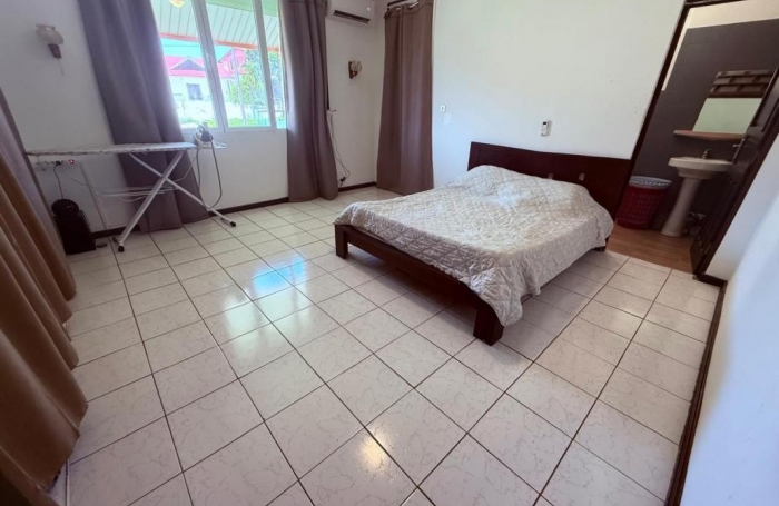 Vente Immeuble 215m&sup2; 8 pi&#232;ces Remire Montjoli