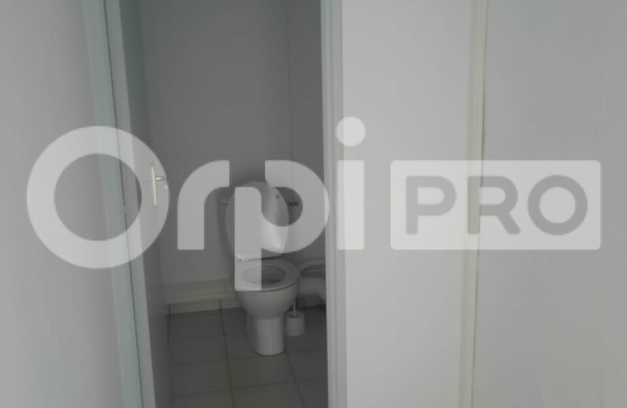 Bureau de 52 m² au coeur de Collery !