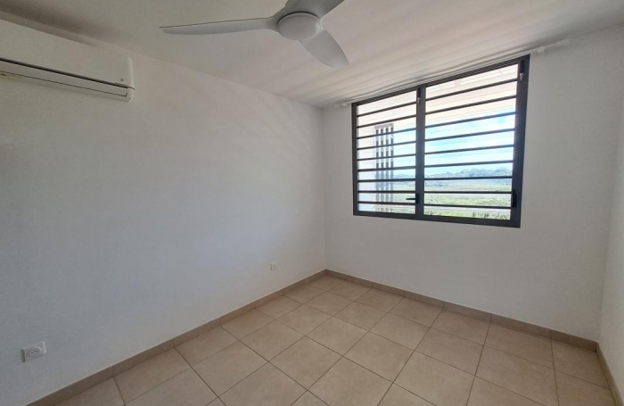 Vente Appartement 41.52m&sup2; 2 pi&#232;ces Remire Montjoli