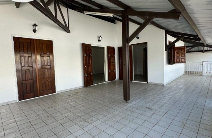 Vente Maison 153m&sup2; 6 pi&#232;ces Kourou