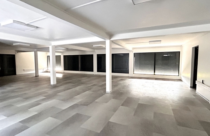 Location Bureaux 250m² Matoury