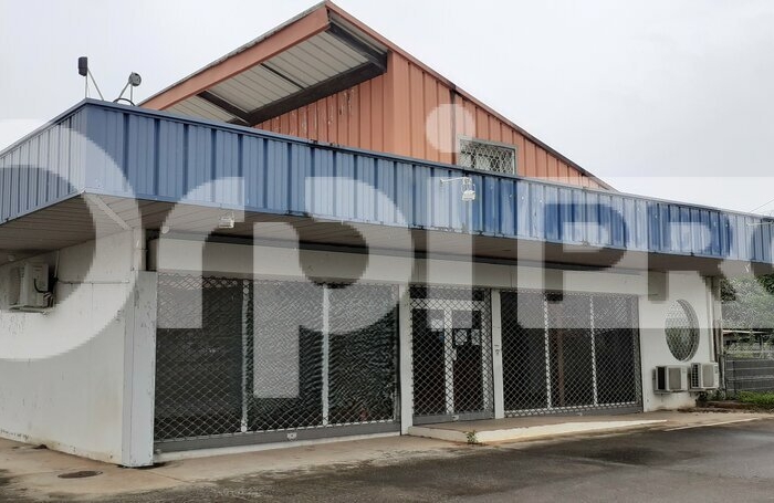 Vente Local commercial 