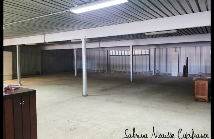 Location Divers 735m&sup2; 6 pi&#232;ces Kourou