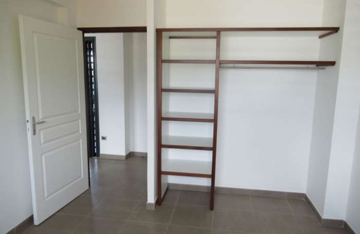 Location Appartement 78.76m&sup2; 3 pièces Remire Montjoli