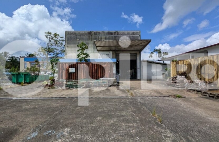 Entrepôt à vendre – Zone Industrielle Soula 2