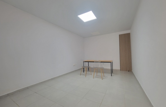 Location Bureaux 17m&sup2; 1 pi&#232;ce Cayenne