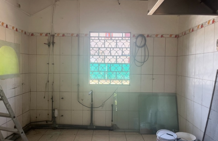 Location Local commercial 101m&sup2; 6 pi&#232;ces Kourou