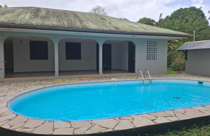 Location Maison 92m&sup2; 5 pi&egrave;ces Remire Montjoli