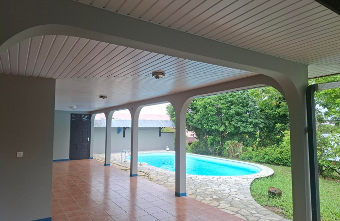 Location Maison 92m&sup2; 5 pi&egrave;ces Remire Montjoli