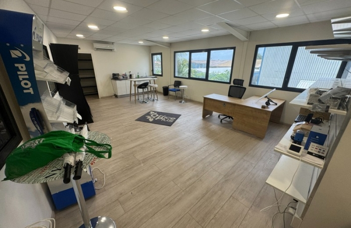 Location Local commercial 280m&sup2; Matoury