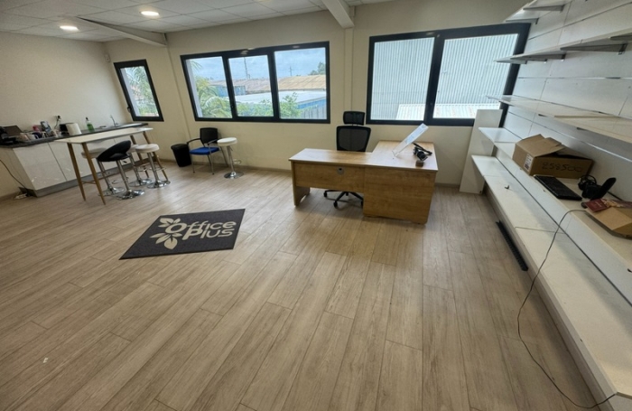 Location Local commercial 280m&sup2; Matoury