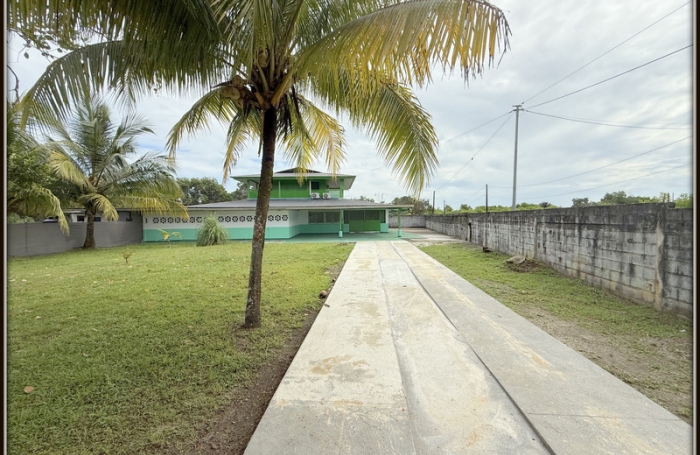 Vente Immeuble 486m&sup2; Kourou